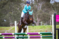 16a Kwik Fix Reo 70cm - Riders Under 18 years and 16b Skindeep Medi Spa 70cm - over 18