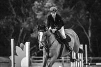 1. SNS EquestEarth 90cm